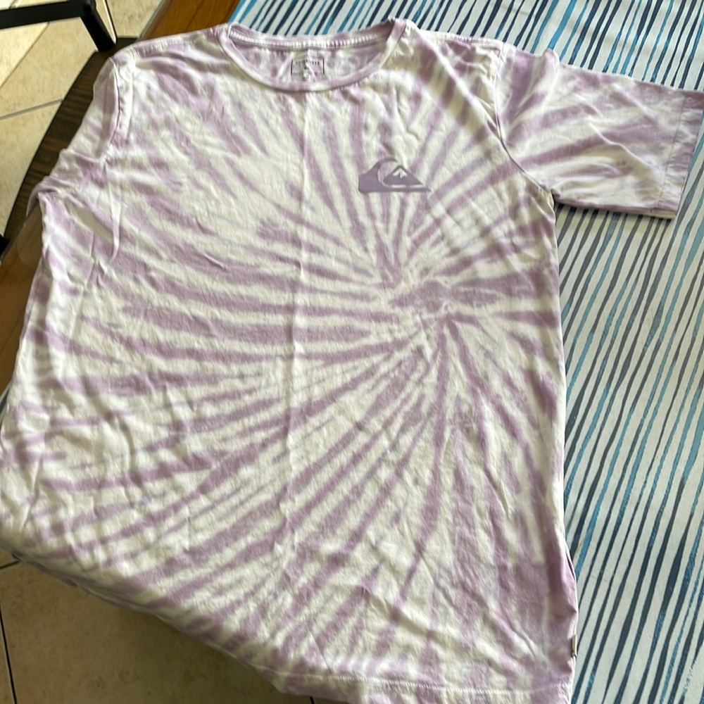 Quicksilver boys size 16 Tye Dye T-shirt super soft!!